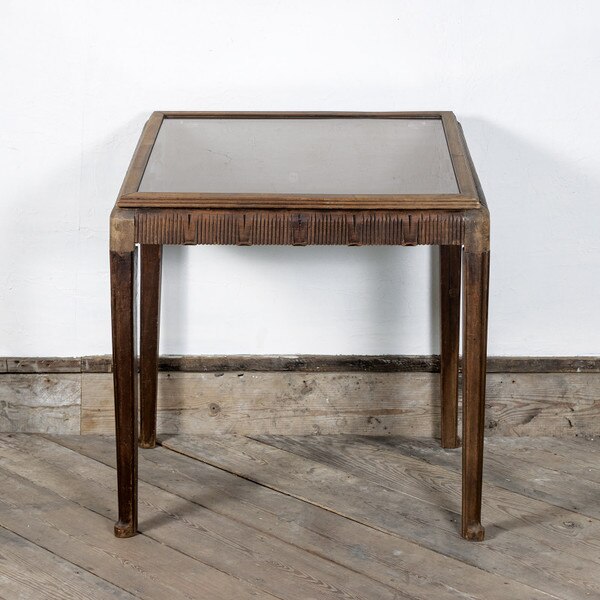 Display Table